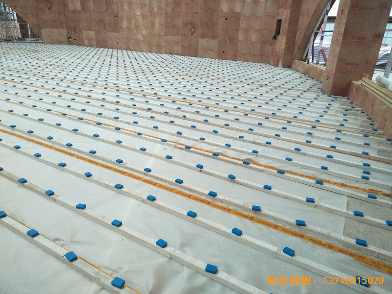 �����s����ɫ����С�W(xu��)�\���^�w��ľ�ذ�ʩ������1