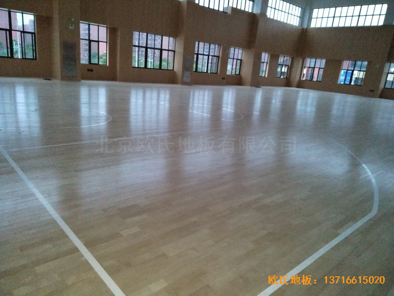 �Ϻ��ɽ��^�ܱ��WУ�\���^�\��ľ�ذ���O����0