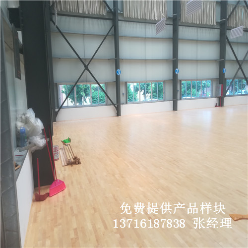 �w��ľ�ذ�S��,�@����^ľ�ذ�r(ji��)��,�w���\(y��n)��(d��ng)ľ�ذ�