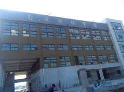 高端籃球運動木地板如何保養